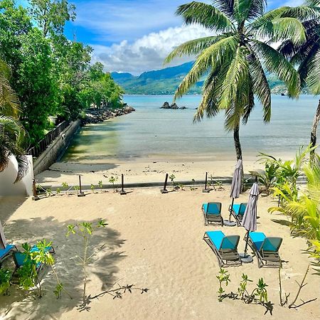 Pineapple Beach Villas Baie Lazare  エクステリア 写真