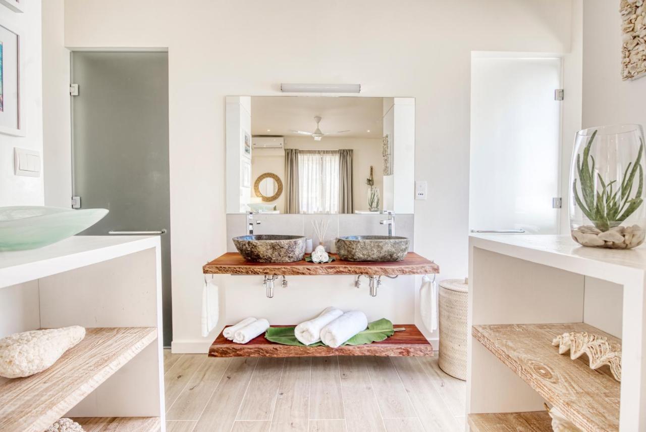 Pineapple Beach Villas Baie Lazare  エクステリア 写真