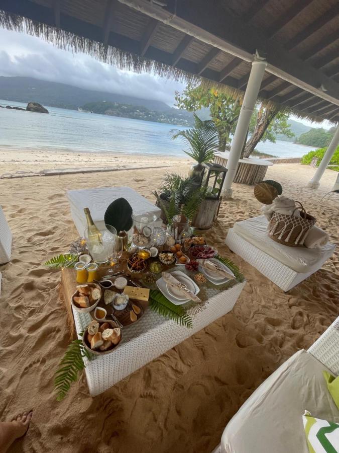 Pineapple Beach Villas Baie Lazare  エクステリア 写真
