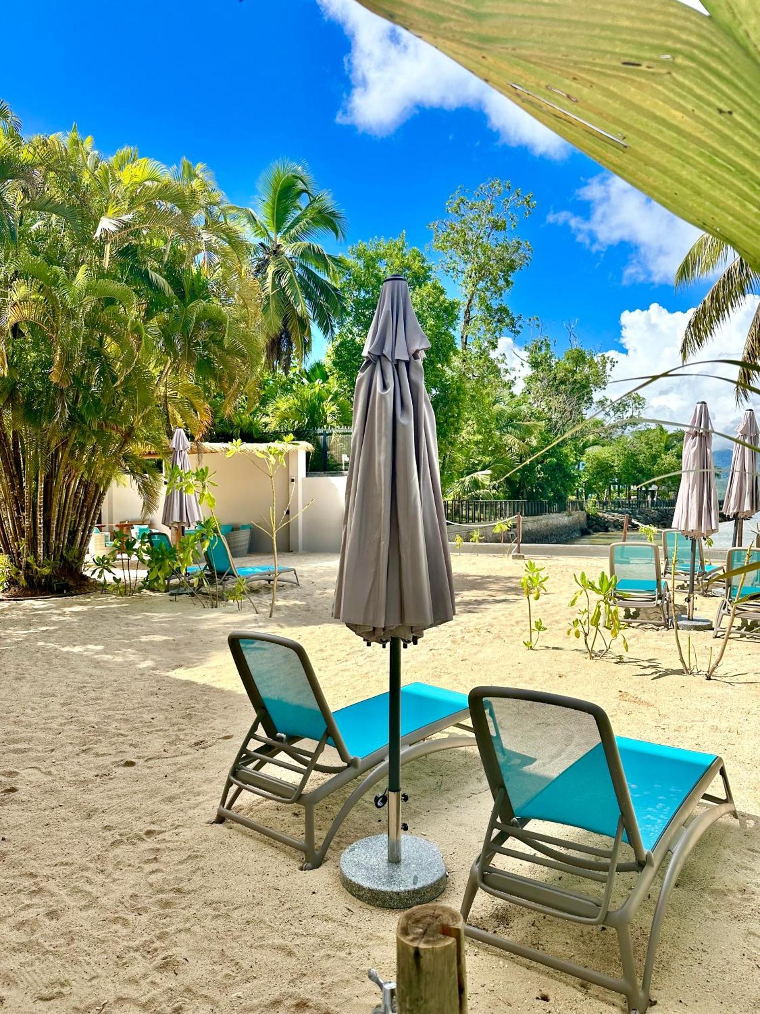 Pineapple Beach Villas Baie Lazare  エクステリア 写真