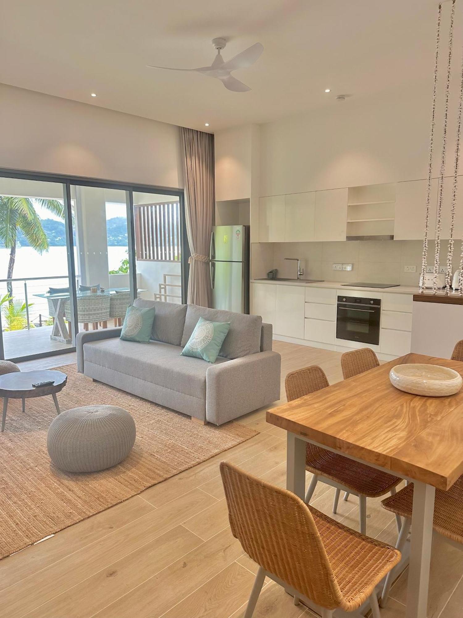 Pineapple Beach Villas Baie Lazare  エクステリア 写真